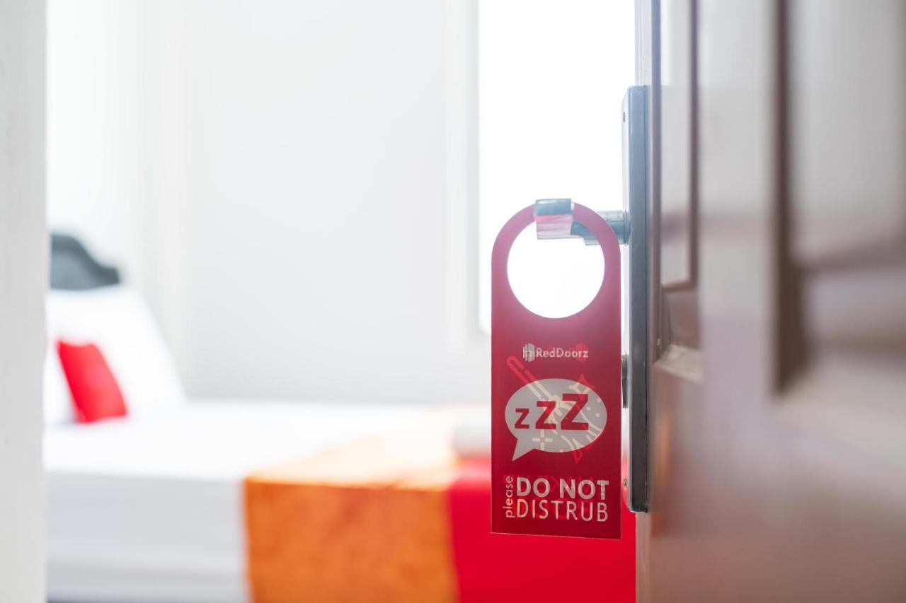 Reddoorz @ Aralia Harapan Indah Hotel Pulokendal Екстериор снимка