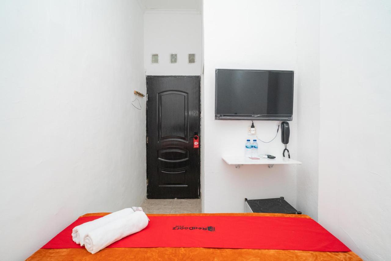 Reddoorz @ Aralia Harapan Indah Hotel Pulokendal Екстериор снимка