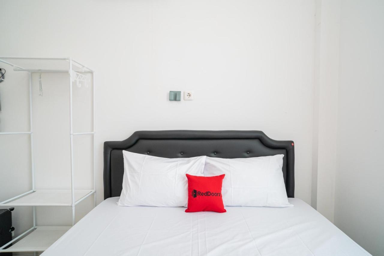 Reddoorz @ Aralia Harapan Indah Hotel Pulokendal Екстериор снимка