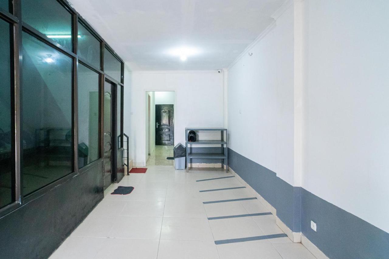 Reddoorz @ Aralia Harapan Indah Hotel Pulokendal Екстериор снимка